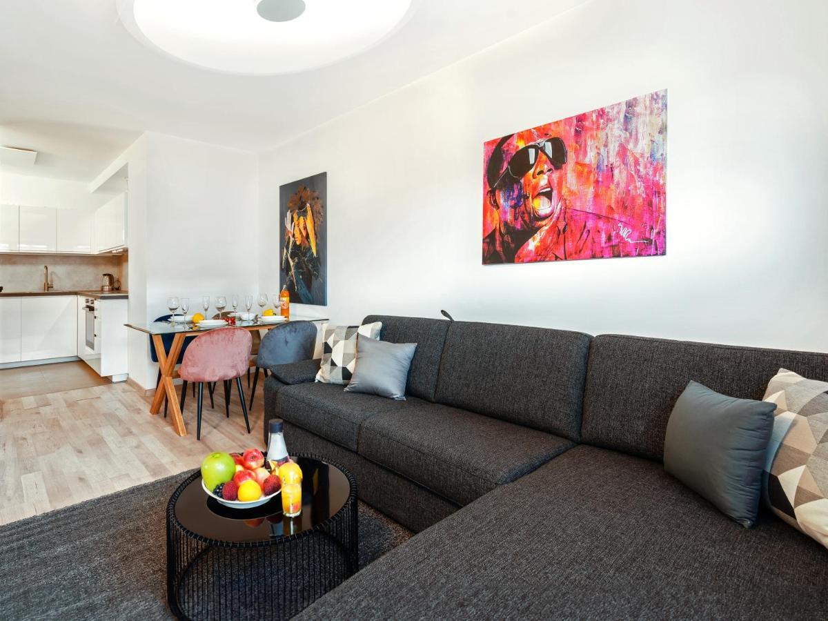 Sky9 Apartments Stadthalle 비엔나 외부 사진